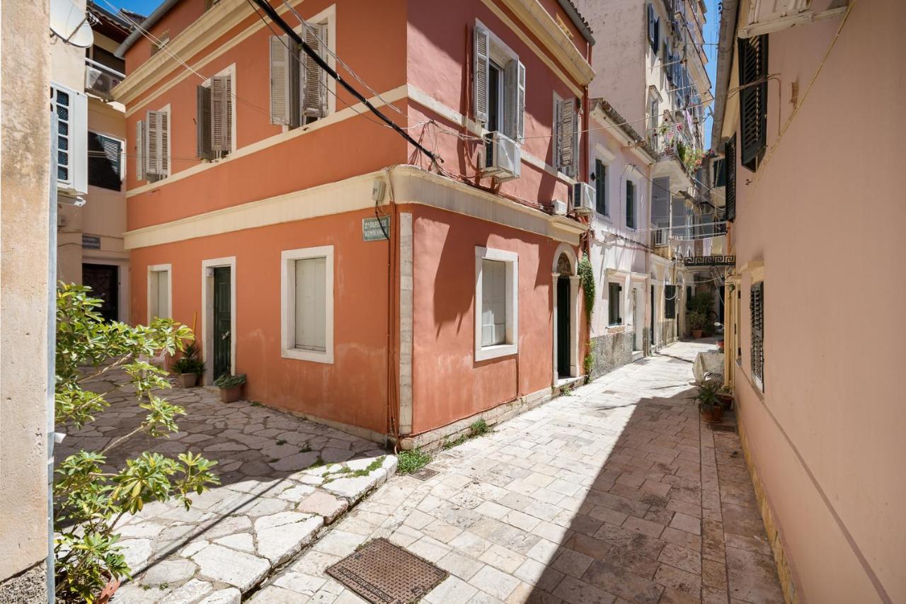 Q Corfu